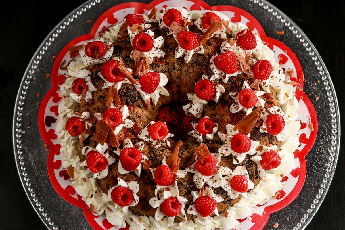 GlutenFree Valentine's Raspberry Chocolate Bundt Cake